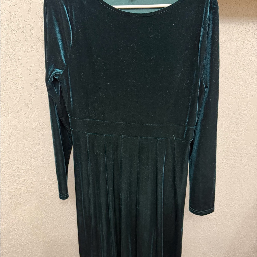 Elegant Teal Velvet Long Sleeve Dress